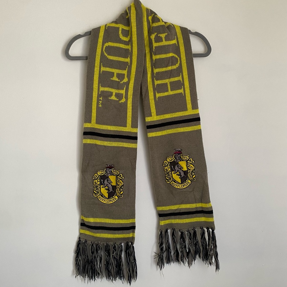 Hufflepuff scarf